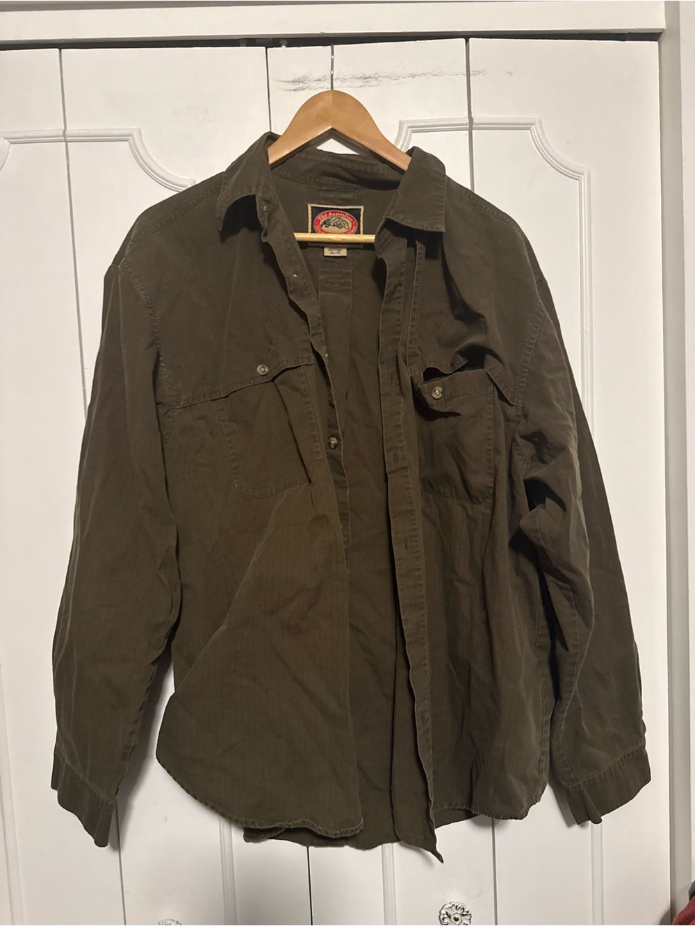 Men's Olive Lightweight Shirt Jacket — Casual Utility Layer